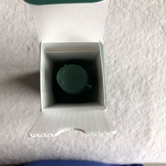 NIB Innisfree Green Tea Seed Hyaluronic Acid Serum - Picture 4 of 10